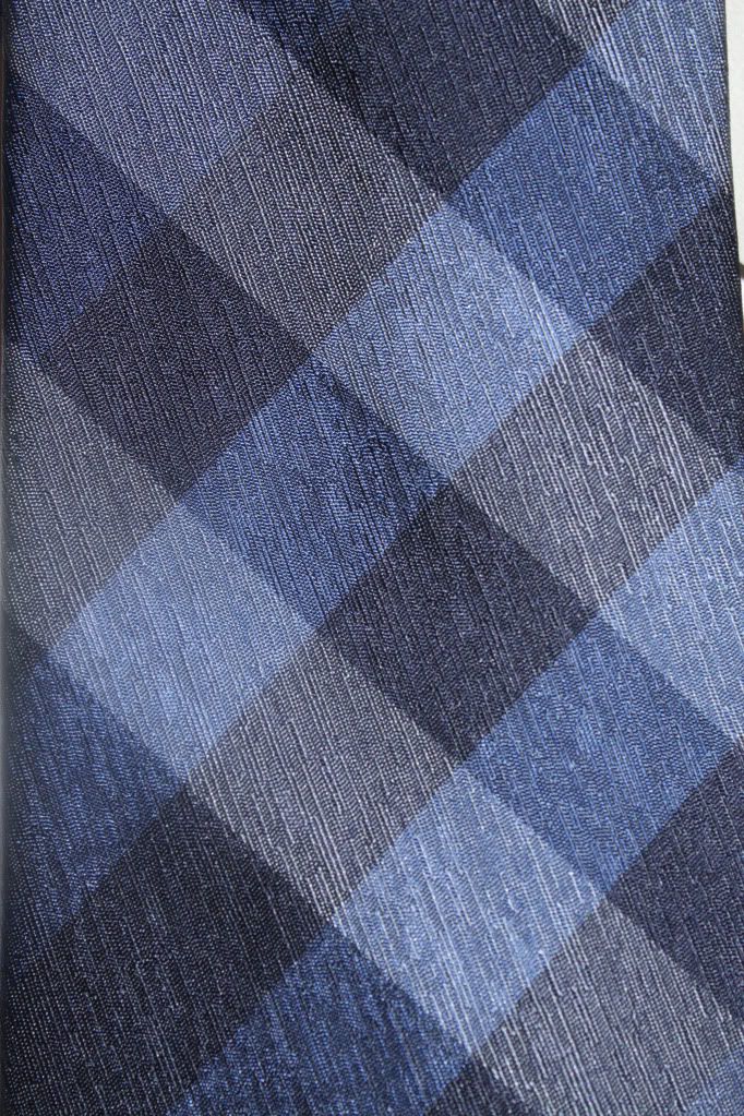 New Burberry Mens 100 Silk Regent Ink Tie with Checks DO03