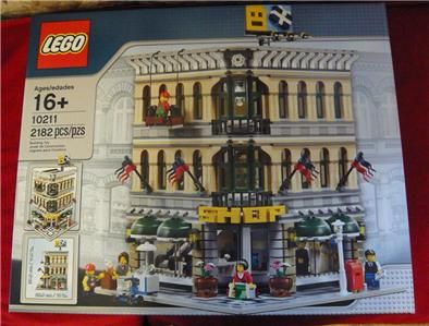 LEGO 10211 CREATOR Grand Emporium 2182 pcs 7 minifigs Ages 16+ 2010