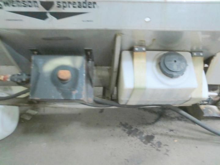 Swenson 6 Slip in V Box Salt Spreader