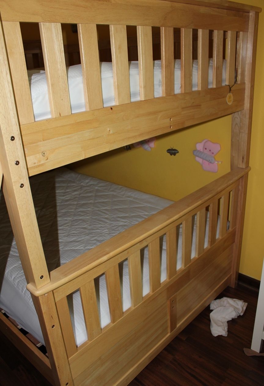 Full Full Bunk Bed Milwaukee Mequon with 2 IKEA Full Mattresses