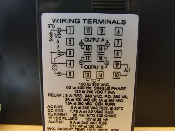 Minco CT16A Model CT16A3020 993 Temperature Controller