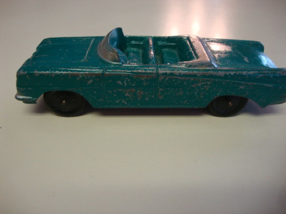 Oldsmobile Convertible Tootsietoy Metal Car Vintage