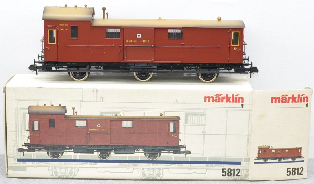 Märklin 5812 Gepäckwagen KPEV rotbraun 3 achsig Okt_1