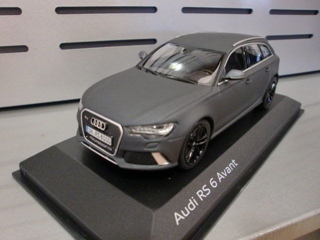 Audi RS6 Avant 143 Daytonagrau matt neues Modell 2013 Typ 4G