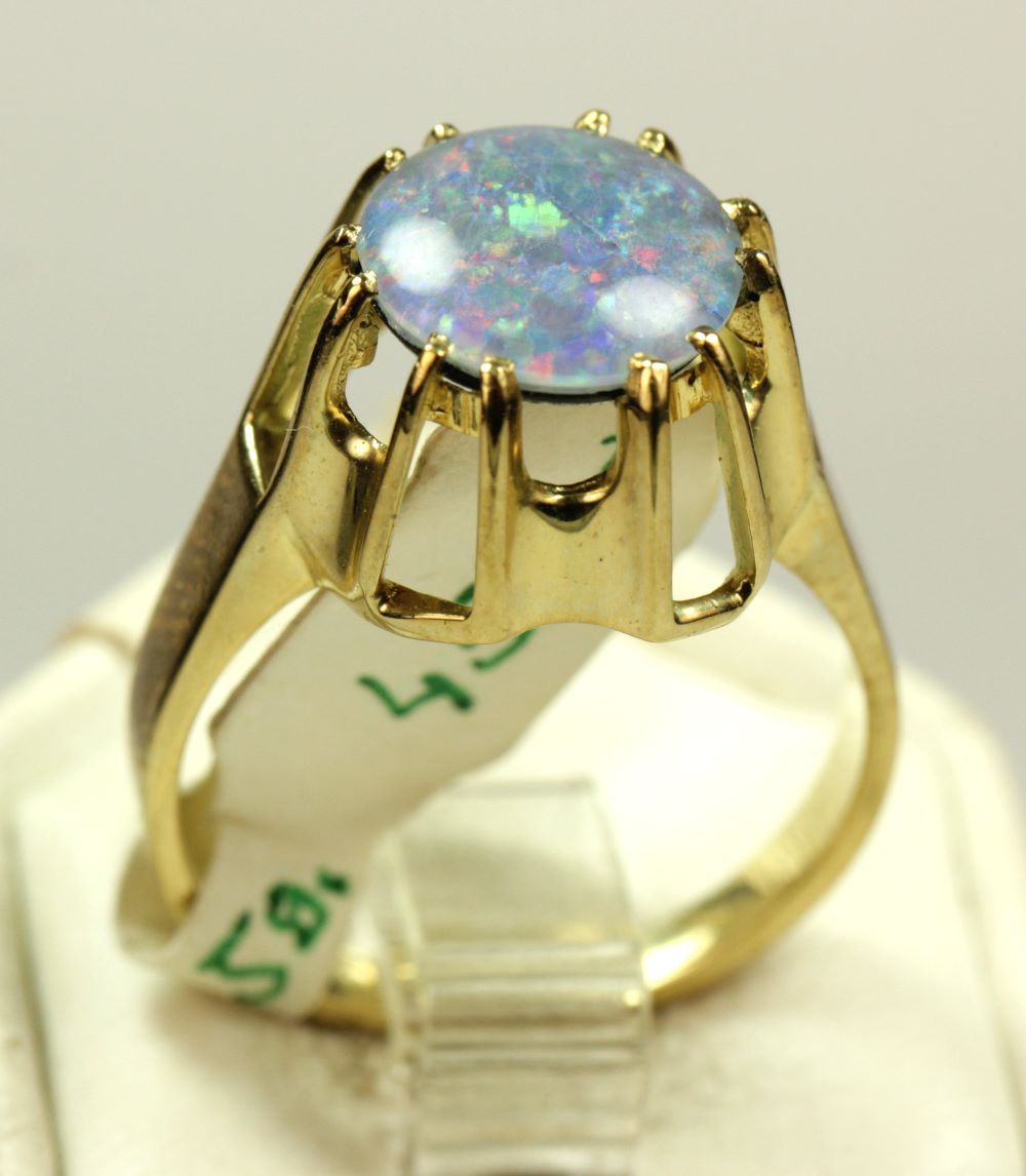 Gold 585 Ring mit Opal Rw ca 57 aus Juweliersnachlaß 4,9 Gr