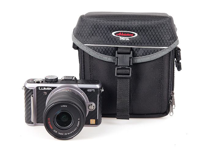 Neu Panasonic Lumix GF1 GF2 GF3 GF5 GX1 GX2 Tasche + Objektiv, top IV