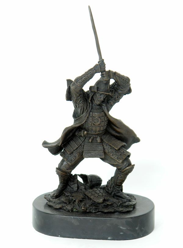 BRONZE SAMURAI BRONZEFIGUR JAPAN SCHWERT KAMPF SHOGUN