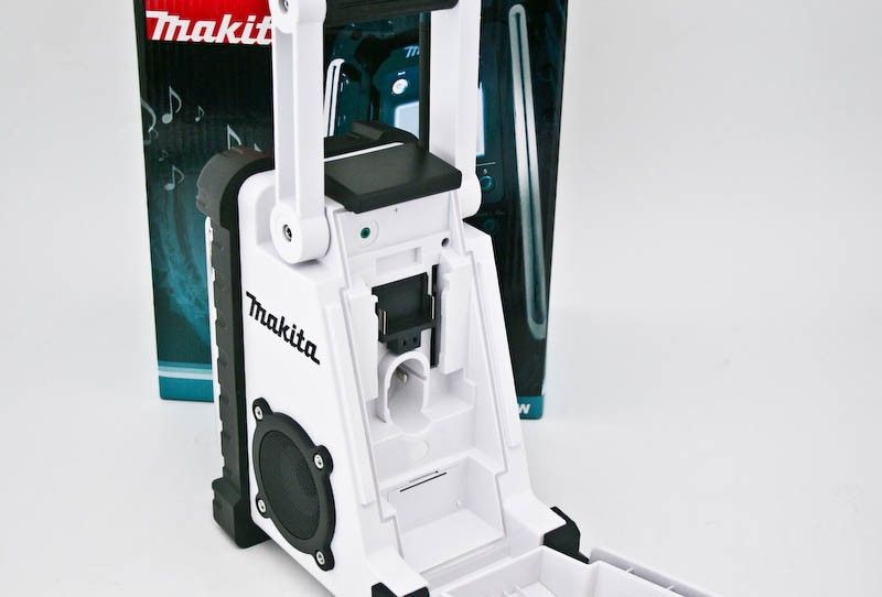 Makita BMR100W Baustellenradio Limited White BMR 100