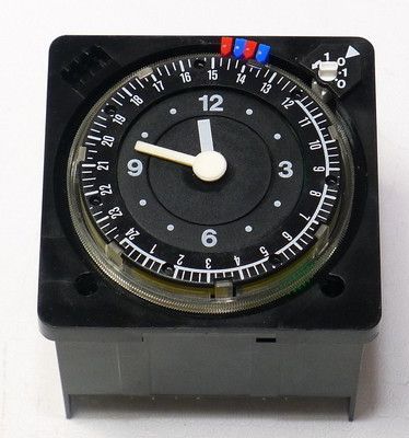 Viessmann Schaltuhr Uhr VI 9509 143 9509143