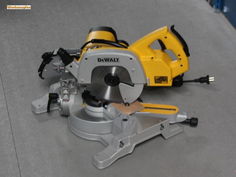 DEWALT DW 707 Paneelsäge