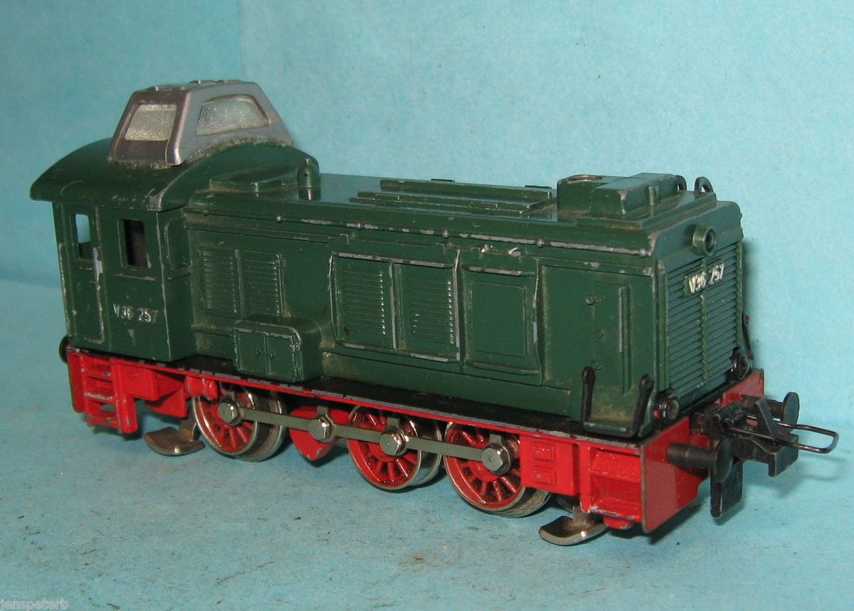 Trix Express 2261 DB V 36 257 grün Metall
