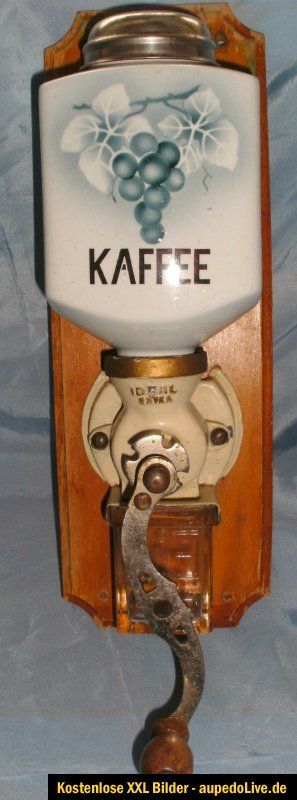 Nachlaß, Sammler, Kaffemühle,Wandkaffemühle,Porzelan,Gußeisen