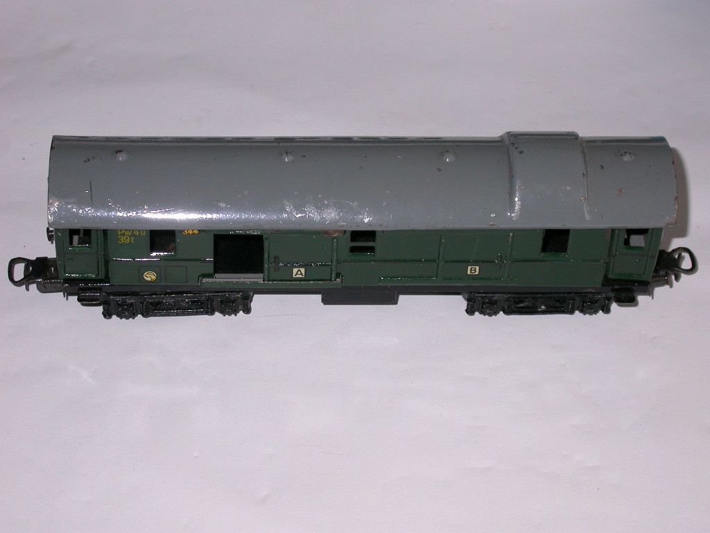 Märklin 344 .7 Personenwagen Gepäckwagen T800 1950