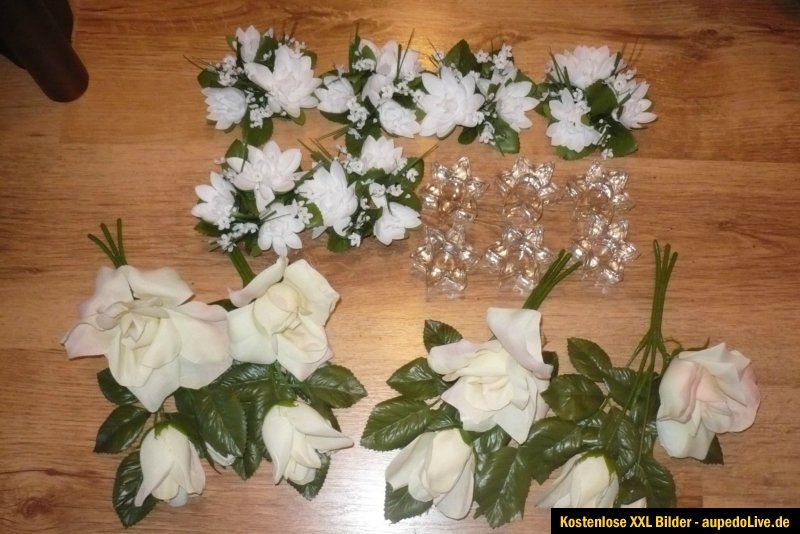 TISCHDEKORATION TISCH DEKO HOCHZEIT KOMMUNION BLUMEN KERZENKRANZ