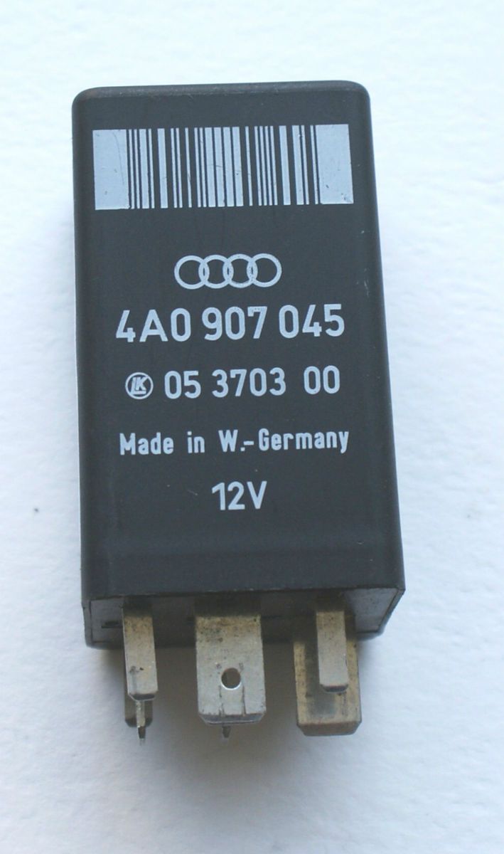 Relais 368 AUDI 4A0907045 (S70)