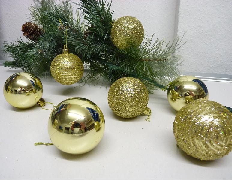 Set 24 Weihnachtskugeln Baumschmuck Christbaumkugeln Kugeln