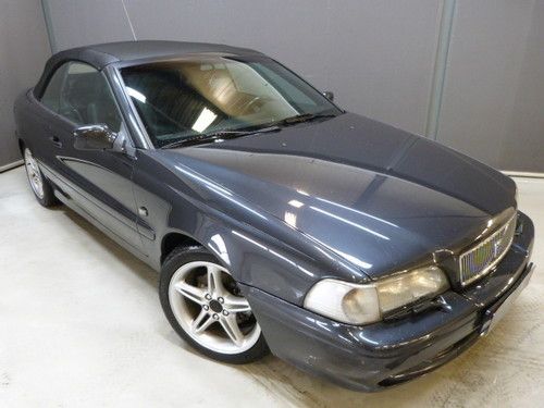 Volvo C70 2.3i T5 LUXURY CABRIO, AUTOM, LEDER, SITZH