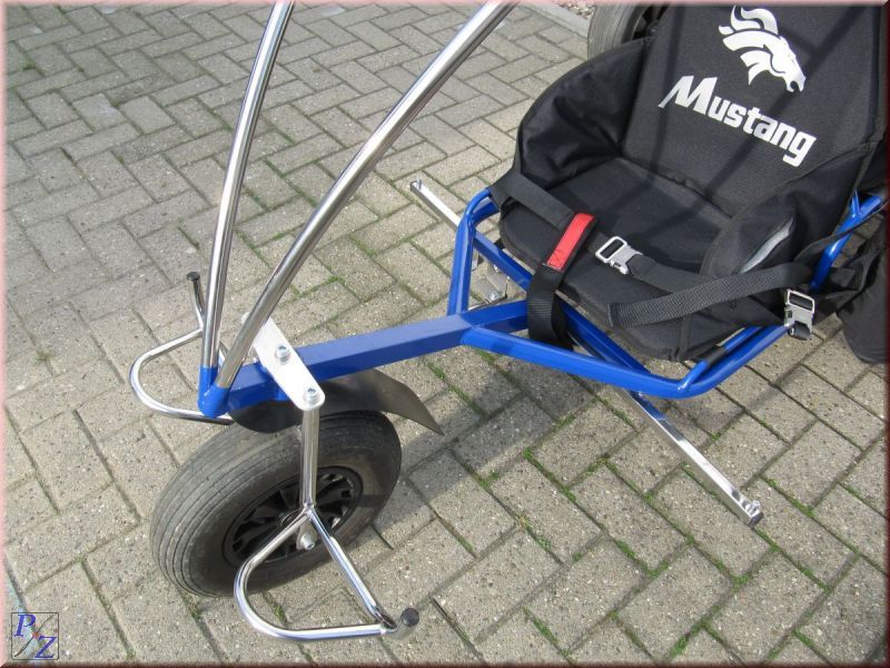 MUSTANG Doppelsitzer Trike LEGAL unter 120 kg, Motorschirm, Edelstahl