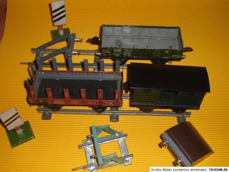 1057) Märklin Bing Konvolut Wagen Schienen Prellböcke Fahrer Spiel