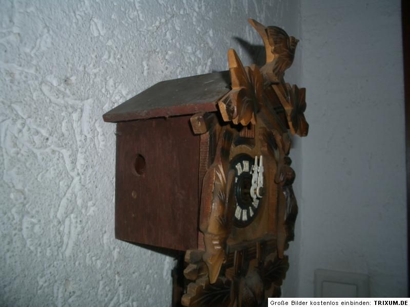 ALTE SCHWARZWÄLDER KUCKUCKSUHR WANDUHR PENDELUHR AUS HOLZ