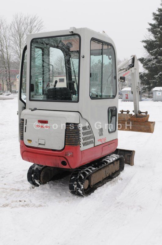 TAKEUCHI TB016 Minibagger / BJ 2008 / 2400 BStd. / 1620 kg / Schnellw