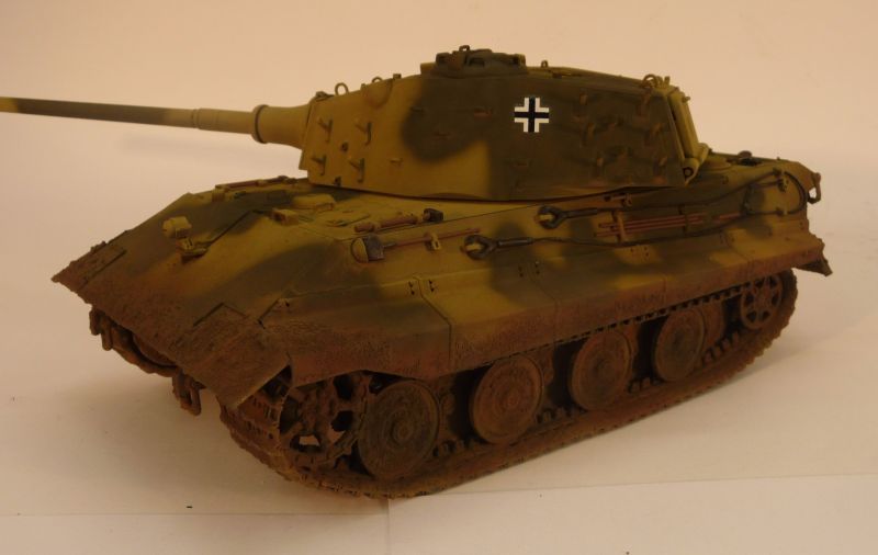 deutscher schwerer Panzer E 75 gebaut / German WWII heavy Tank E75