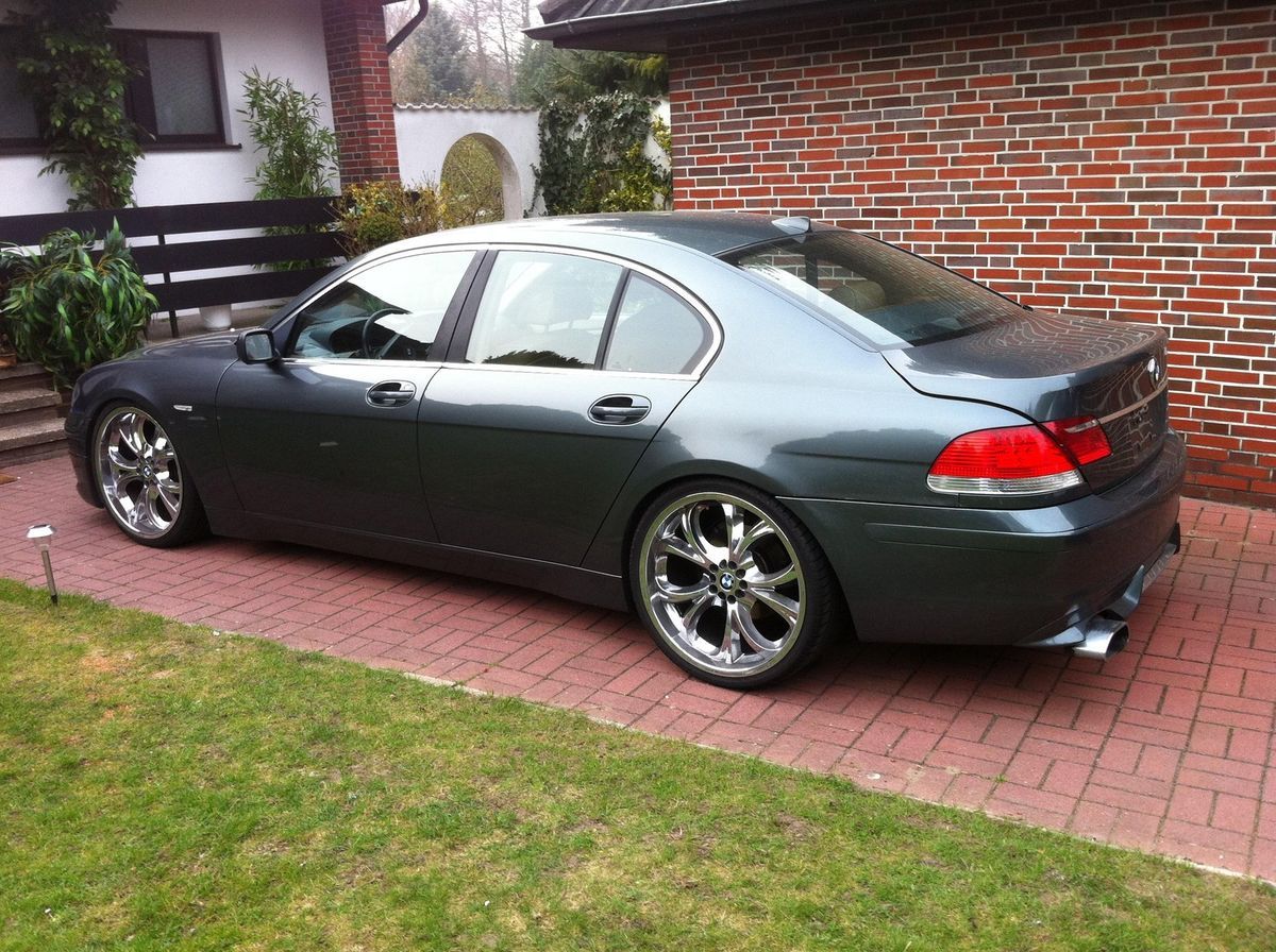 Super Schnitzer BMW 735i mit 22 Zoll Chrom Alu Felgen