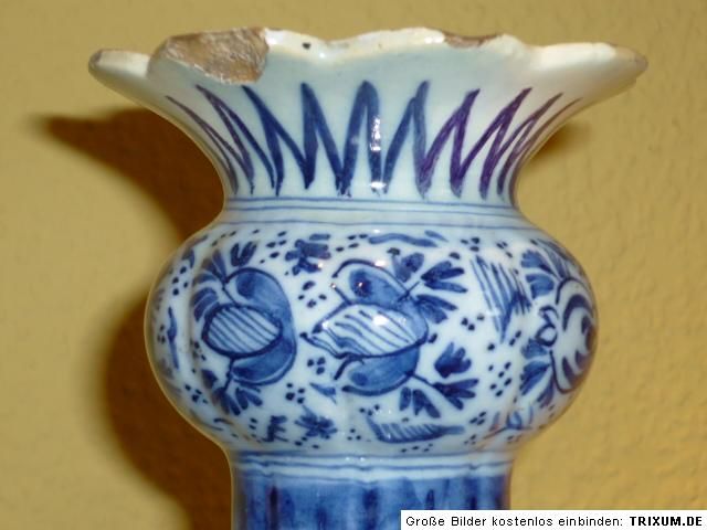 Antike FAYENCE VASE wohl 19.Jhd PUTTO DEKOR