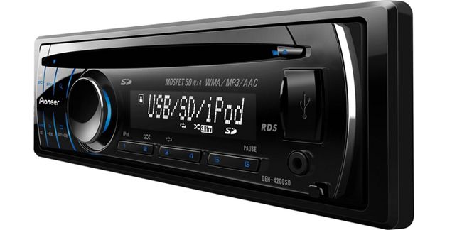 CD Autoradio Pioneer DEH 4200 SD Retoure (LF773)