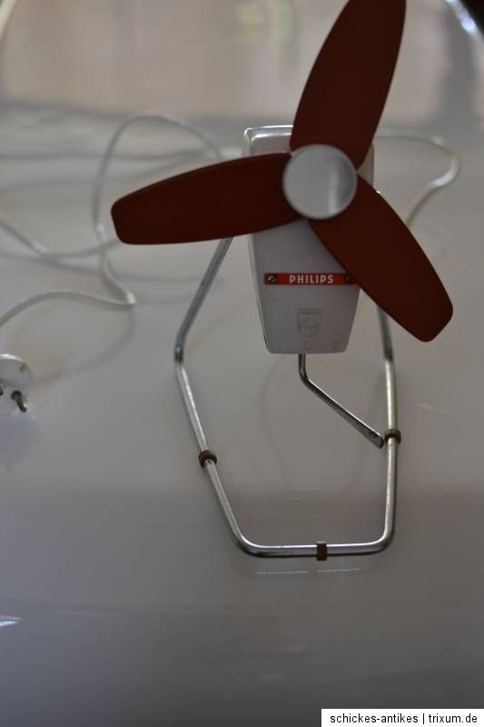 Alter Tisch Ventilator von Philips mit Gummi Propeller Typ Hz 5100