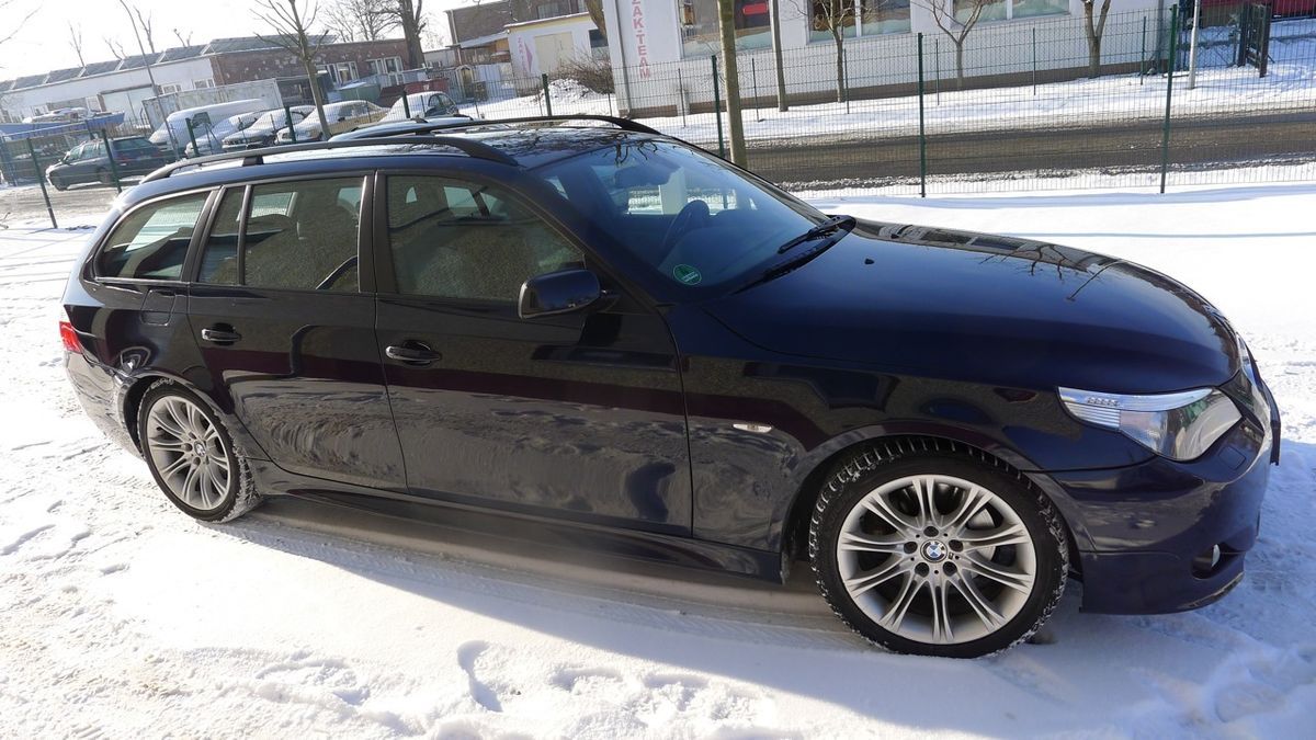 BMW 530 D /M PAKET/PANOR DACH/NAVI PROFESIONAL/VOLL BI COLOR LEDER/KAY