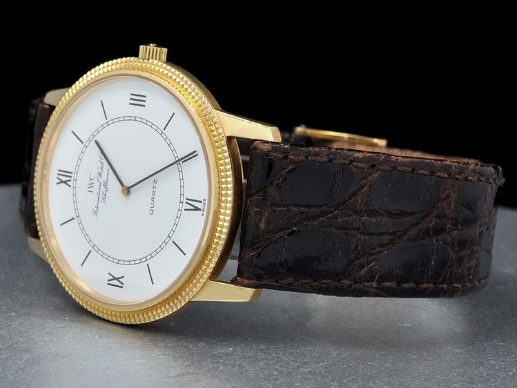 IWC SCHAFFHAUSEN VINTAGE 18kt GELBGOLD  REF. 3804