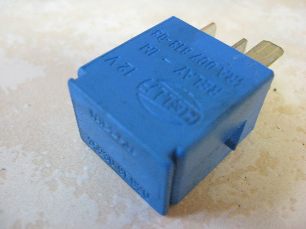 Orig.Relais Relay 252309F920 Nissan Primera P12