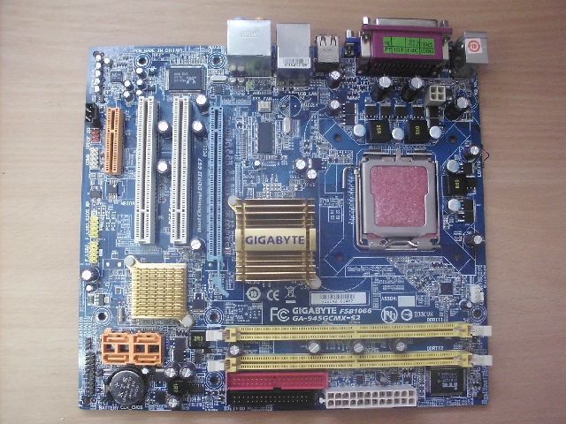 GA 945GCM S2 (rev. 6.6) Sockel 775 Intel® 945GC Express Chipset