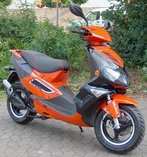 CCM MOTORROLLER NEU SCOOTER MOFA optional (999. EUR Ladenpreis)